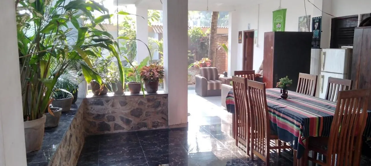 House Of Esanya Bed & Breakfast Negombo Sri Lanka