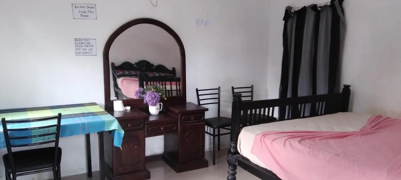 House Of Esanya Bed & Breakfast Negombo