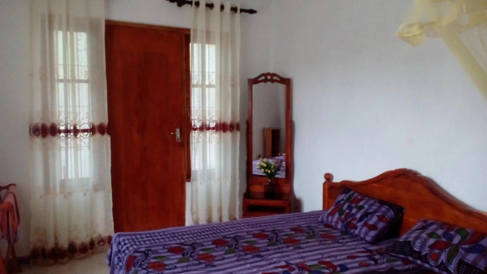 House Of Esanya Bed and Breakfast Negombo